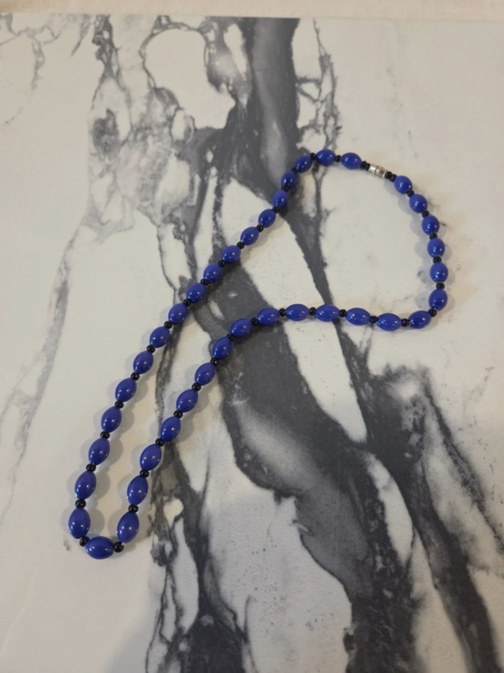Vintage Cobalt Blue Oval Bead Necklace Black Seed Spacer Screw Clasp 27"
